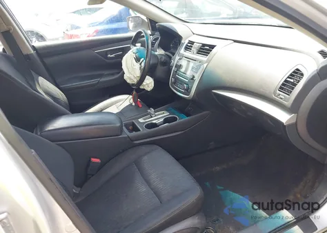 2017 Nissan Altima 2.5 Sv z USA, uszkodzony, nr VIN 1N4AL3AP2HC196760